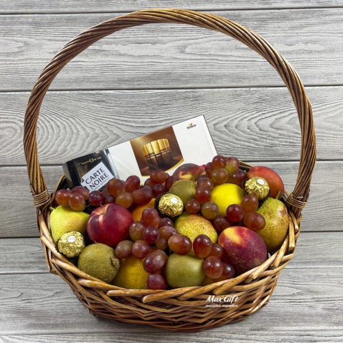 Подарочная корзина с фруктами «Осенняя пора»