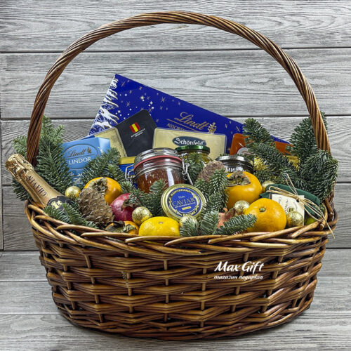Подарочная корзина с фруктами «Новогодний банкет»