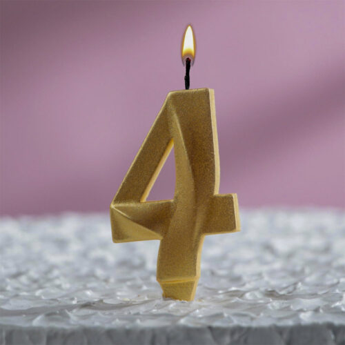 Свеча в торт «Грань», цифра «4»