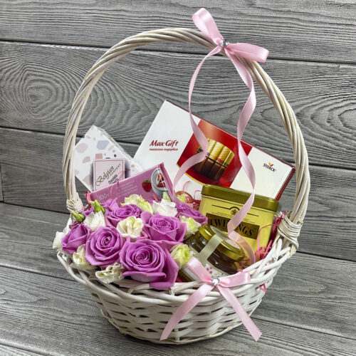 Подарочная корзина с цветами «Розовое сияние»