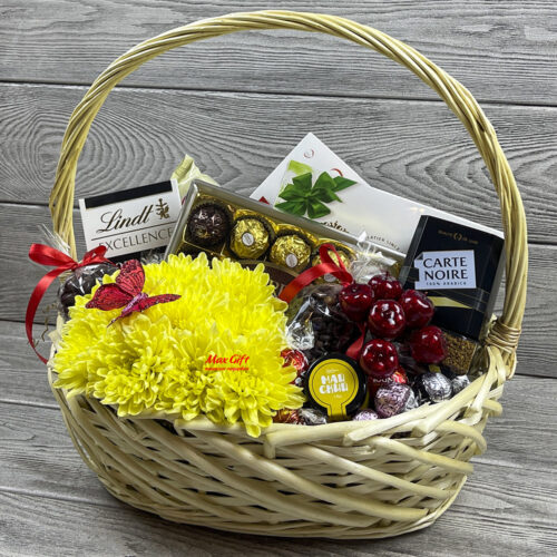 Подарочная корзина с цветами «Утренняя улыбка»
