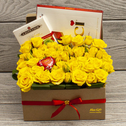 Подарочный набор с цветами «Владлена»