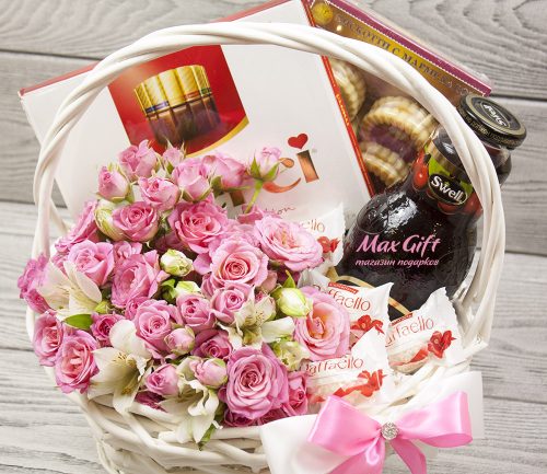 Подарочная корзина с цветами «Pink»